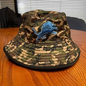 New Era Camo Detroit Lion Bucket Hat